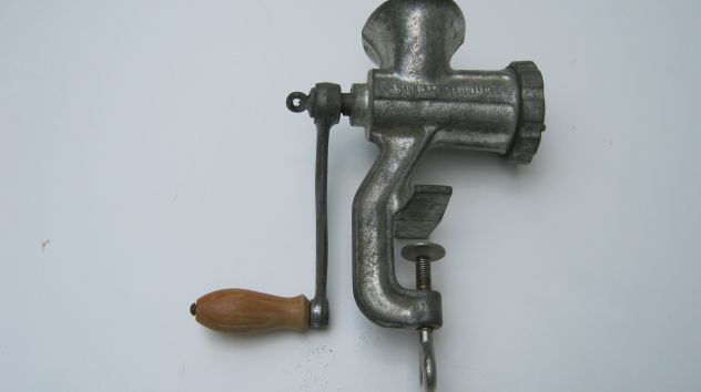 Tritacarne con disco perforato