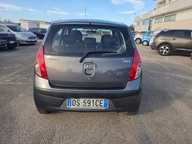 Hyundai i10 1.1 BENZINA - Foto 6