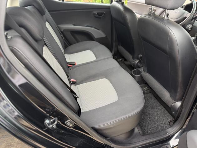 Hyundai i10 1.1 12V Comfort - Foto 9