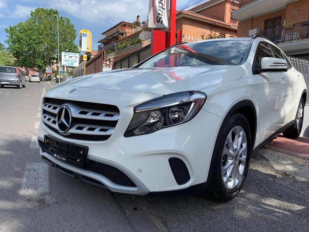 Mercedes-Benz GLA 200 VETTURA AZIENDALE KM CERTIFICATI GARANZIA 12 MESI - Foto 2