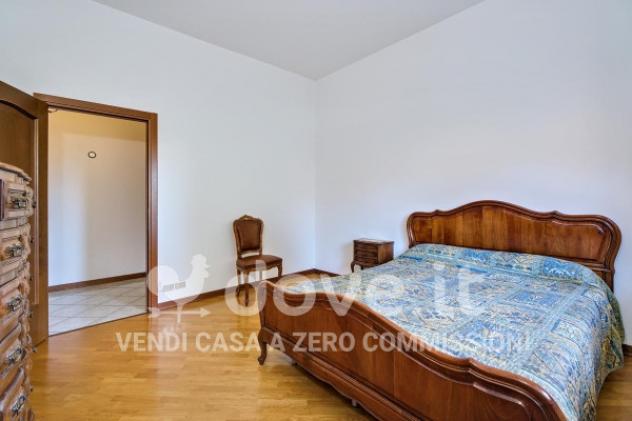 Villa di 449 m² con più di 5 locali e box auto in vendita a Meda - Foto 20