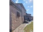 PORZIONE IN PIETRA DI UN CASALE A SPOLETO