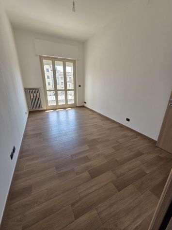 Bilocale Ristrutturato da ARREDARE Cuneo Centro Città - Foto 8