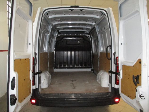 Nissan Interstar 35 2.3 DCI ACE (135CV) L2-H2-E6D-ISC-UNIPROPRIETARIO - Foto 2