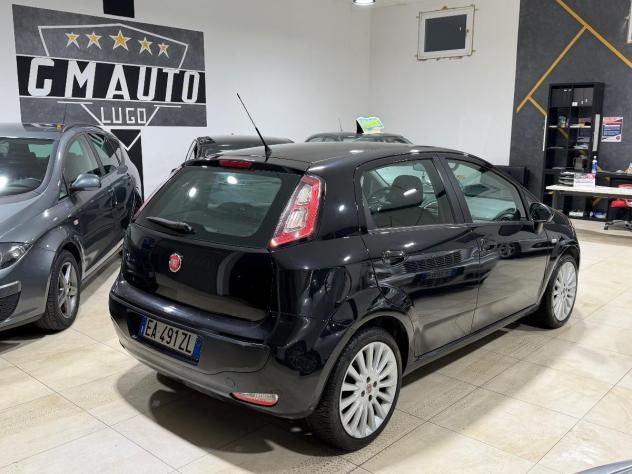 FIAT - Punto - 1.3 MJT II 16V 5p. Lounge - Foto 8