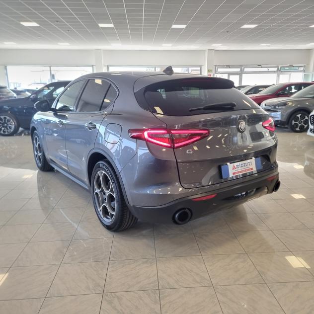 ALFA ROMEO STELVIO SPRINT 2.2 TD 190cv AT8 Q4 Euro 6D - Foto 7