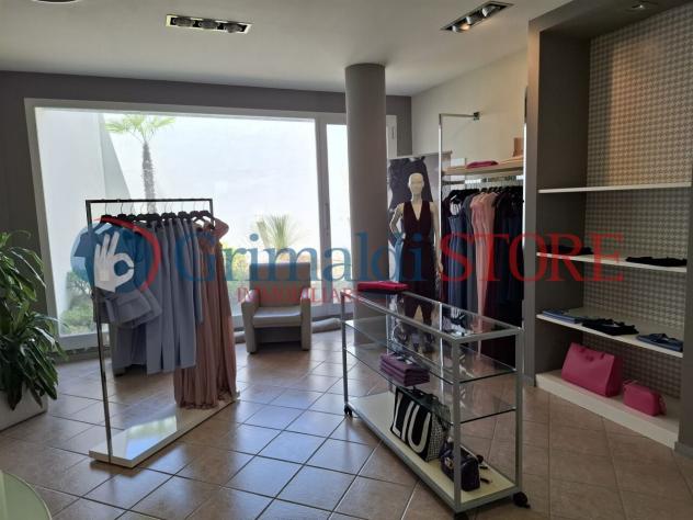 1 Vetrina in vendita a Campi Salentina - Foto 5