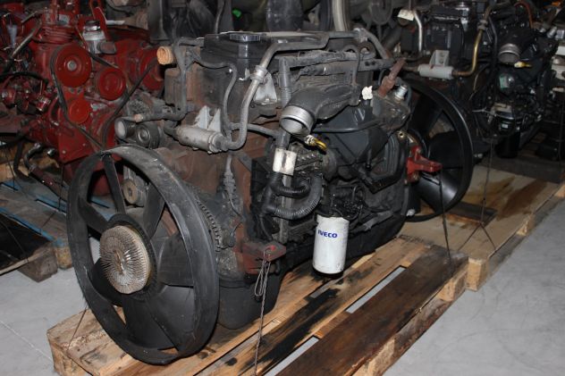 Motore USATO F4AE0481C C-TURBINA NUOVA - Foto 2