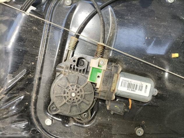 MECCANISMO ALZAVETRO ANT. DX LAND ROVER Freelander 2° Serie LR060134 224DT (0306) - Foto 2