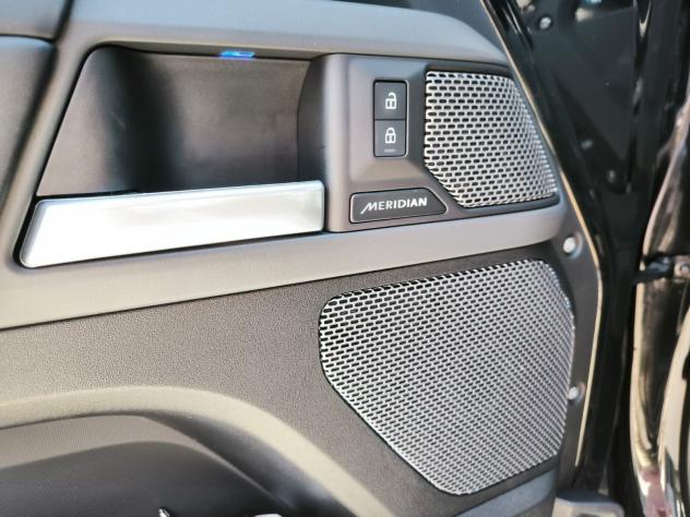 Land Rover Defender 110 3.0D I6 300CV X-Dynamic HSE (IVA Esposta) - Foto 9