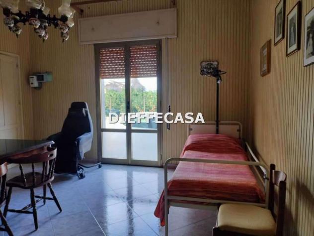 V2618 - In vendita casa singola con due garage e giardino in periferia lato Trapani - Foto 9