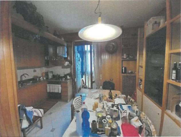 Immobile in asta di 128 m², box auto in vendita a Prato - Foto 8