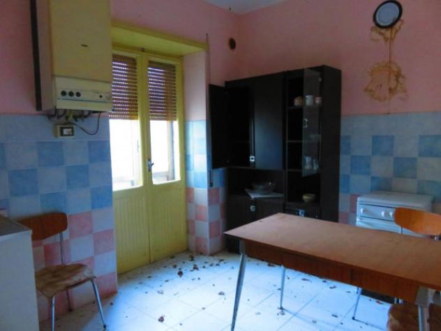 Immobile in asta di 241 m², box auto in vendita a Scoppito - Foto 2