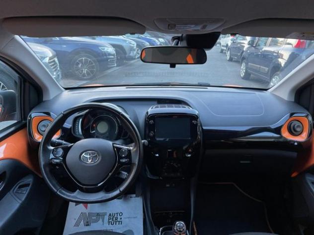 TOYOTA Aygo Connect 1.0 VVT-i 72 CV 5p x-cite rif. 20418771 - Foto 10