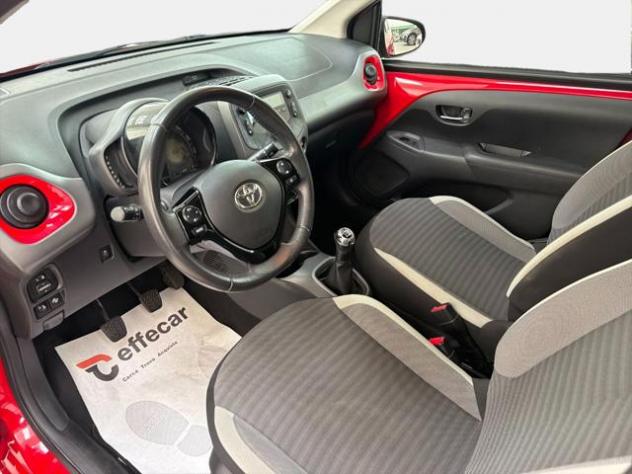 TOYOTA Aygo Connect 1.0 VVT-i 72 CV 5 porte x-clusiv rif. 24063453 - Foto 7