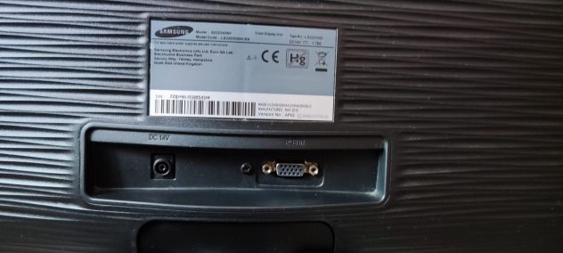 Monitor Samsung LS22D300NY LCD da 22" - Foto 3