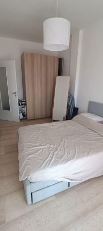 Stanza in ampio appartamento condiviso, Milano (Lotto)