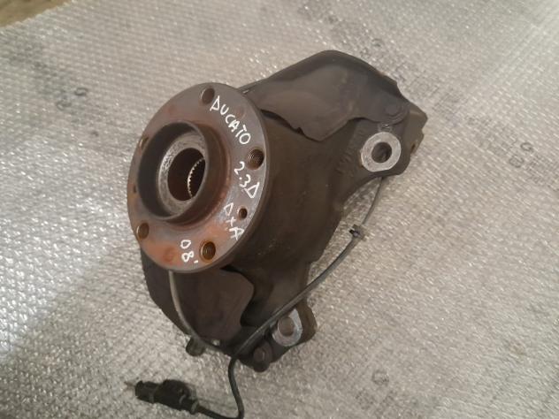 MOZZO RUOTA ANTERIORE DESTRA FIAT Ducato 5° Serie (0614)