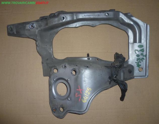 TRAVERSA ANT.SUP. SEDE FARO SX CORSA C  Carrozzeria  Lamierati interni  Parete frontale  Sede pr OPEL - COMBO C - 01-11-2001 - 01-04-2012