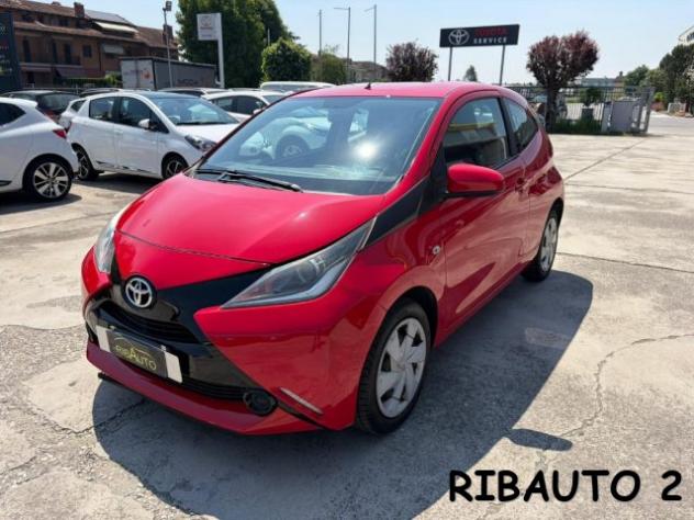 TOYOTA Aygo 1.0 VVT-i 69 CV 3 porte x-clusiv rif. 23899868