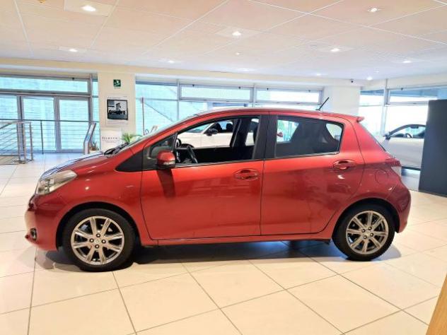 Toyota Yaris Yaris III 2011 5p 1.4 d-4d Lounge - Foto 8
