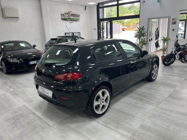 Alfa Romeo 147 5p 1.6 ts 16v 105cv - Foto 5