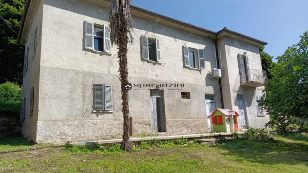 Fossombrone splendida casa completamente indipendente con vista panoramica sul colle dei cappuccini e le colline circostanti. situata a ridosso della - Foto 3