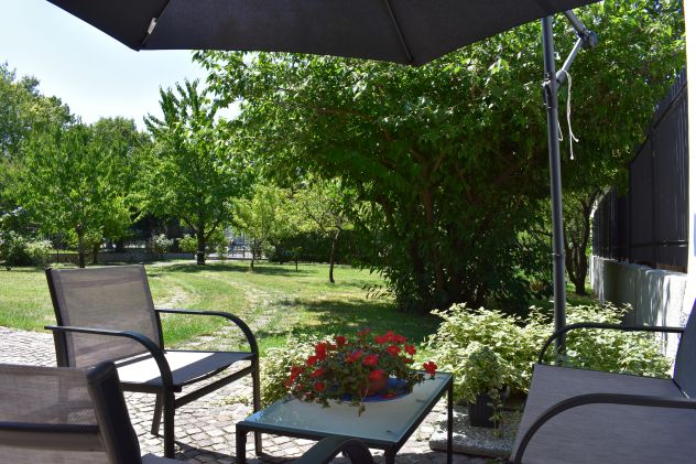 DUE APPARTAMENTI IN PALAZZINA CON CAPANNONE ANNESSO - Foto 10