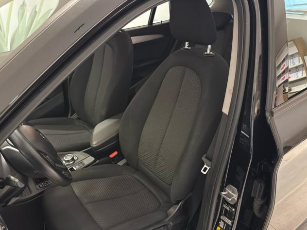 BMW X1 xDrive25e PHEV auto Cruise Fari LED Black Pack - Foto 3