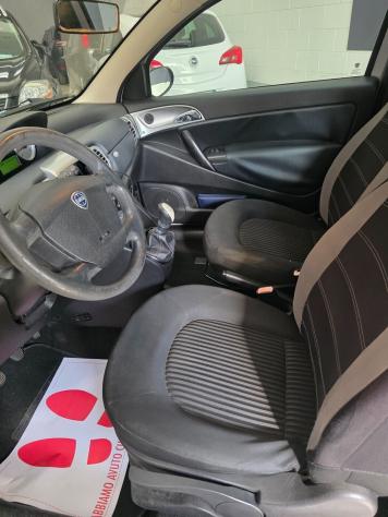Lancia Ypsilon 1.2 Oro 5 posti - Foto 5