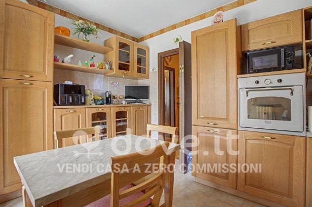 Appartamento di 90 m² con 3 locali e box auto in vendita a Caravate - Foto 7
