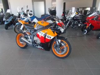 HONDA CBR 1000 RR . rif. 23825723