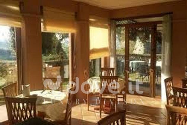 Rustico / Casale di 900 m² con più di 5 locali e box auto in vendita a Pienza - Foto 12