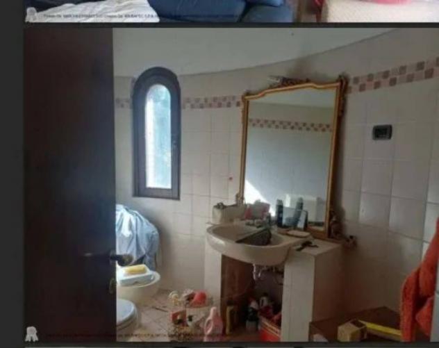 Immobile in asta di 303 m² con più di 5 locali in vendita a Vernasca - Foto 2