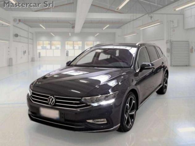 VOLKSWAGEN Passat Variant Passat Variant 2.0 tdi Executive 4motion 200cv dsg rif. 23803558 - Foto 2