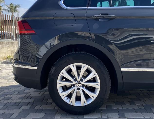 Volkswagen Tiguan Life 2.0 TDI 122 CV - Foto 8