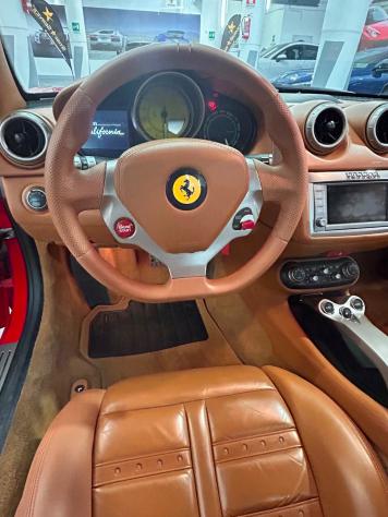 Ferrari California DCT - Foto 7