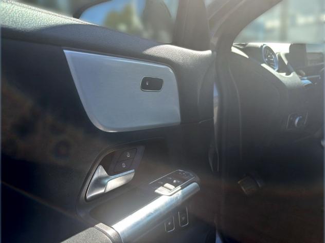 Mercedes-Benz GLA 250 e Plug-in hybrid - Foto 9