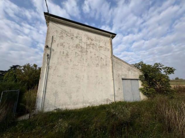 Immobile in asta di 129 m², box auto in vendita a Riva del Po - Foto 2