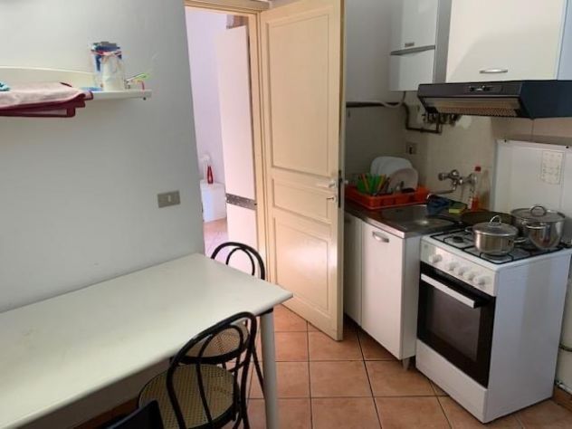 bilocale per studenti centro storico via Volta - Foto 4