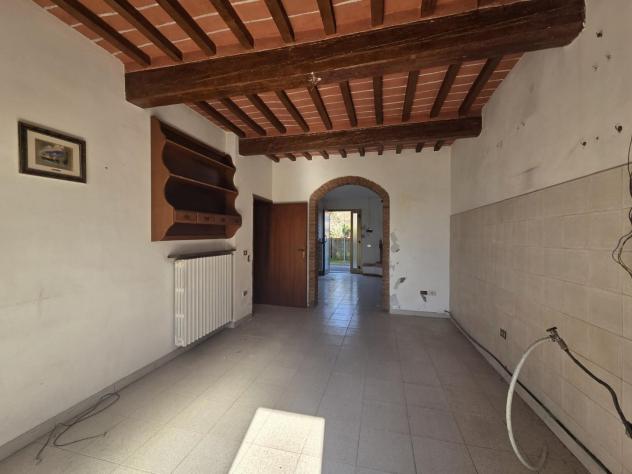 casa indipendente in vendita a Santa Maria a Monte in zona Montecalvoli