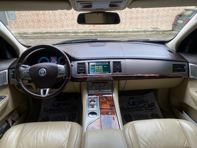 Jaguar XF 3.0 D V6 Premium Luxury - Foto 8