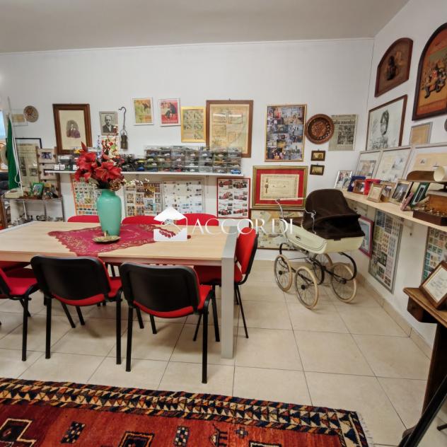 LOCALE COMMERCIALE di 4 vani e di 133 mq (CAERANO DI SAN MARCO) rif. BL138 - Foto 11