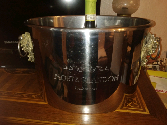 Seau a glace-secchiello Champagne Moet et Chandon in metallo cromato