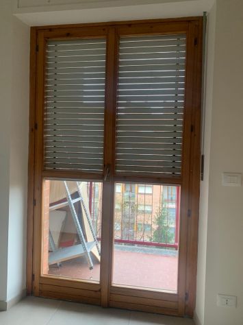 INFISSI IN LEGNO CON DOPPI VETRI - Foto 3