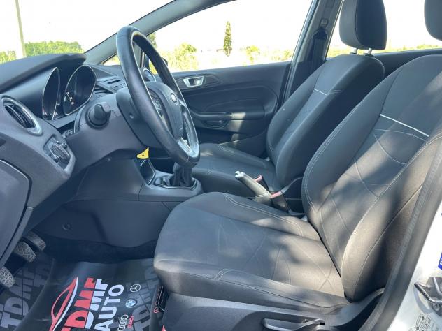 Ford Fiesta 1.5 tdci 75 cv ok neopatentati - Foto 9
