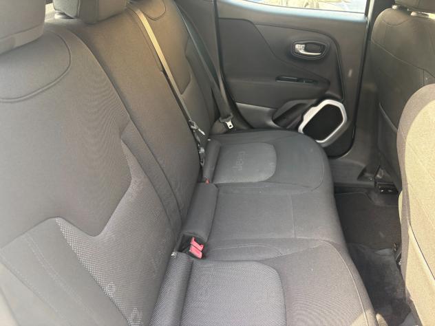 Jeep Renegade 1.6 Mjt 120 CV Longitude - Foto 9