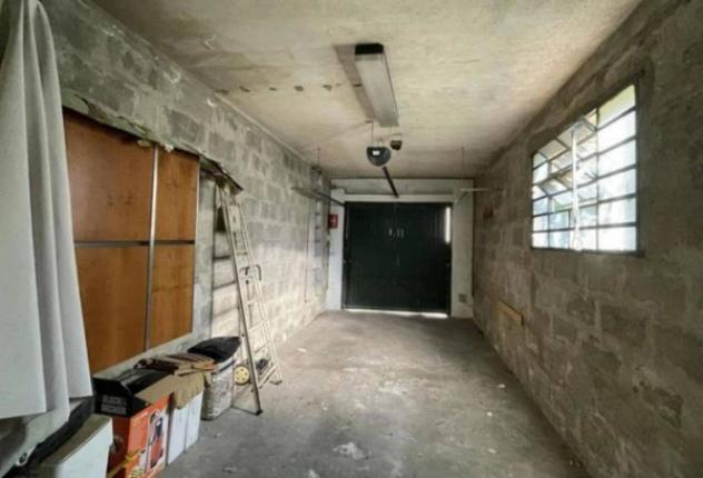 Immobile in asta di 243 m² con più di 5 locali e box auto in vendita a Lucca - Foto 12