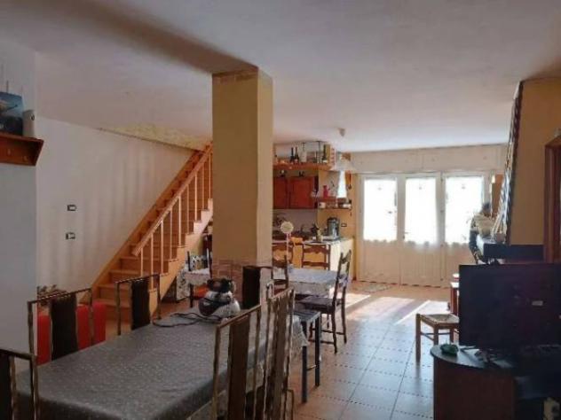 Immobile in asta di 127 m² con più di 5 locali e box auto in vendita a Petacciato - Foto 9