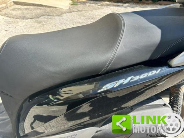 HONDA SH 300 i Bauletto e Visiera inclusi rif. 24198712 - Foto 7
